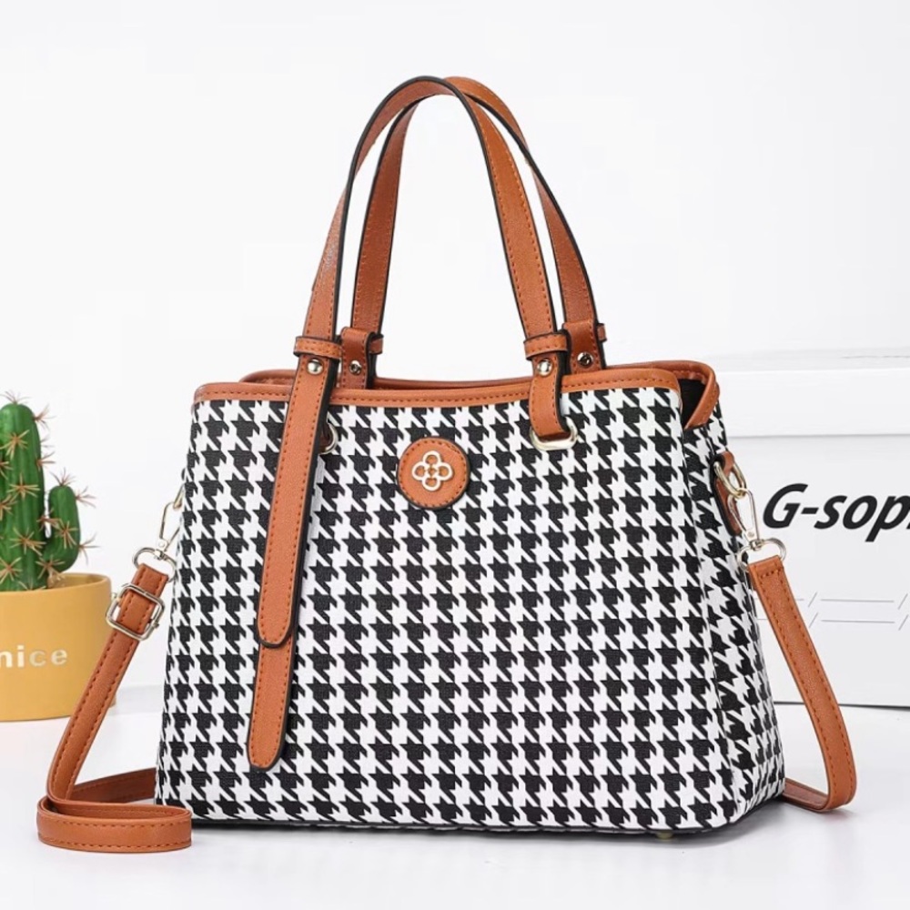Handbag - Picture 4 of 5